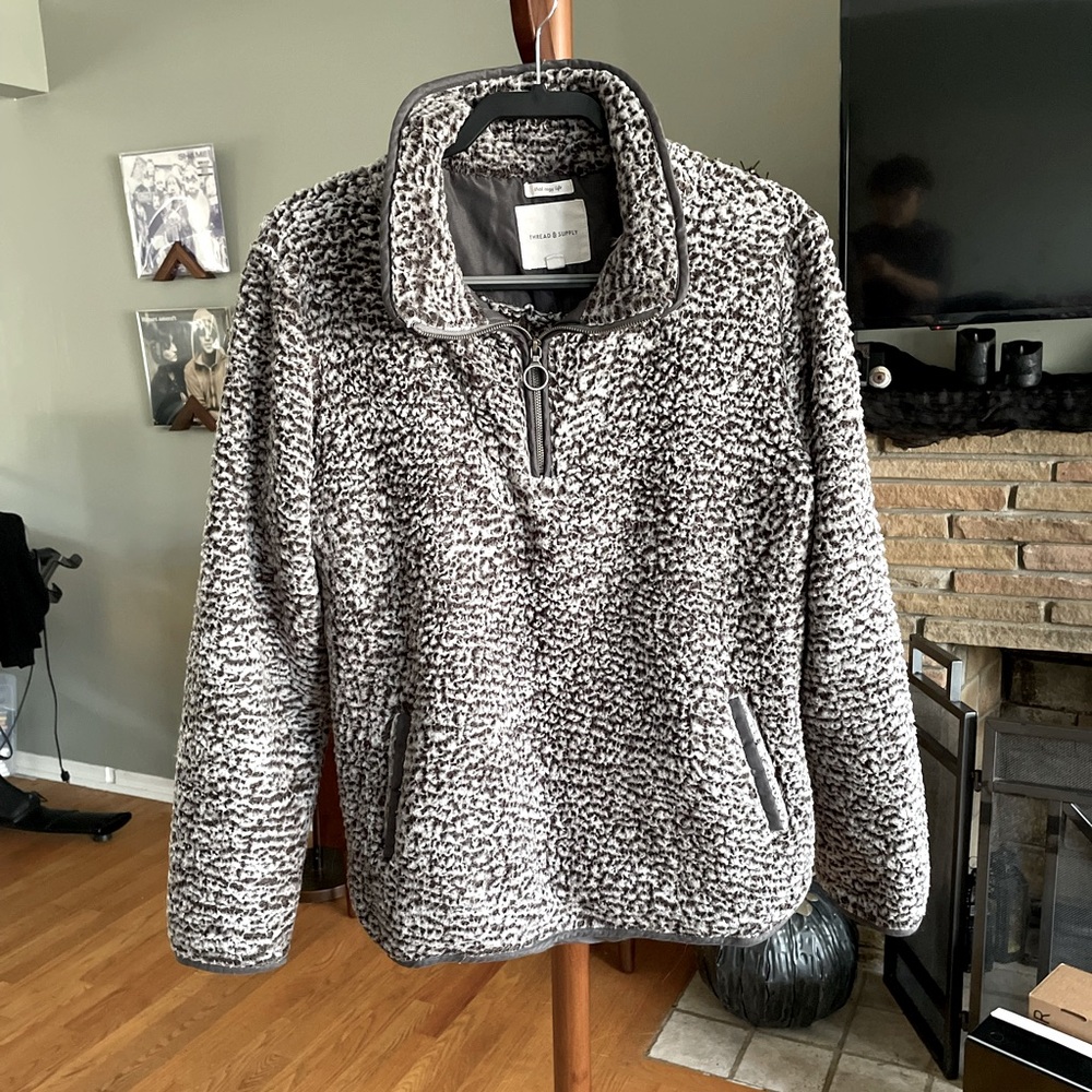 Thread & Supply Charcoal Fleece Pullover